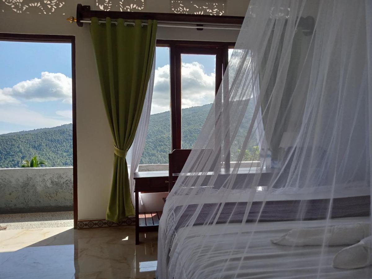 Aris Homestay And Warung Made Munduk Exterior foto