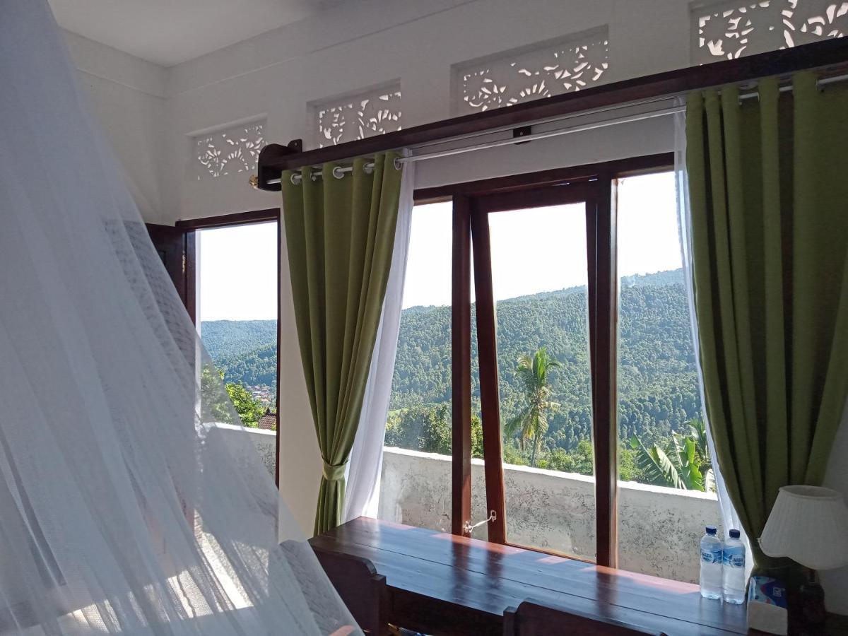 Aris Homestay And Warung Made Munduk Exterior foto