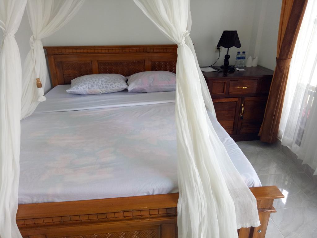 Aris Homestay And Warung Made Munduk Exterior foto