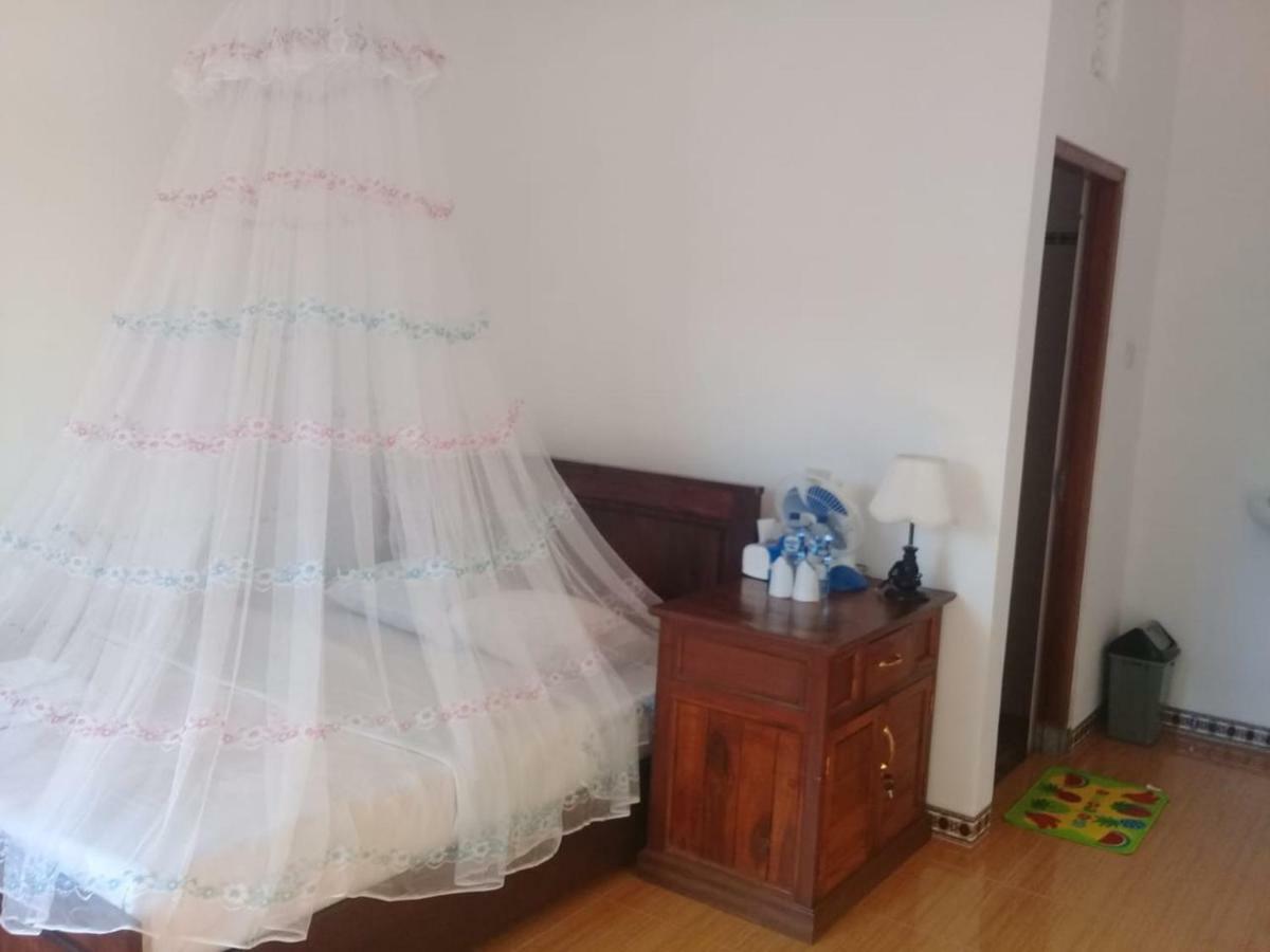 Aris Homestay And Warung Made Munduk Exterior foto