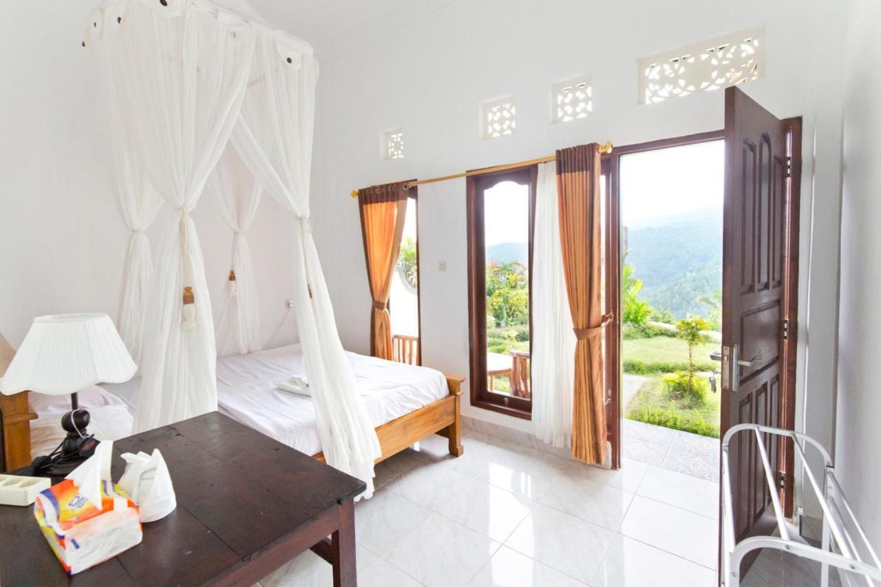 Aris Homestay And Warung Made Munduk Exterior foto